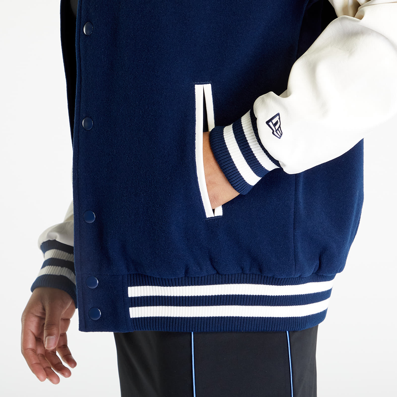 Bomber Jackets New Era New York Yankees Heritage Varsity Jacket Dark Blue/ White