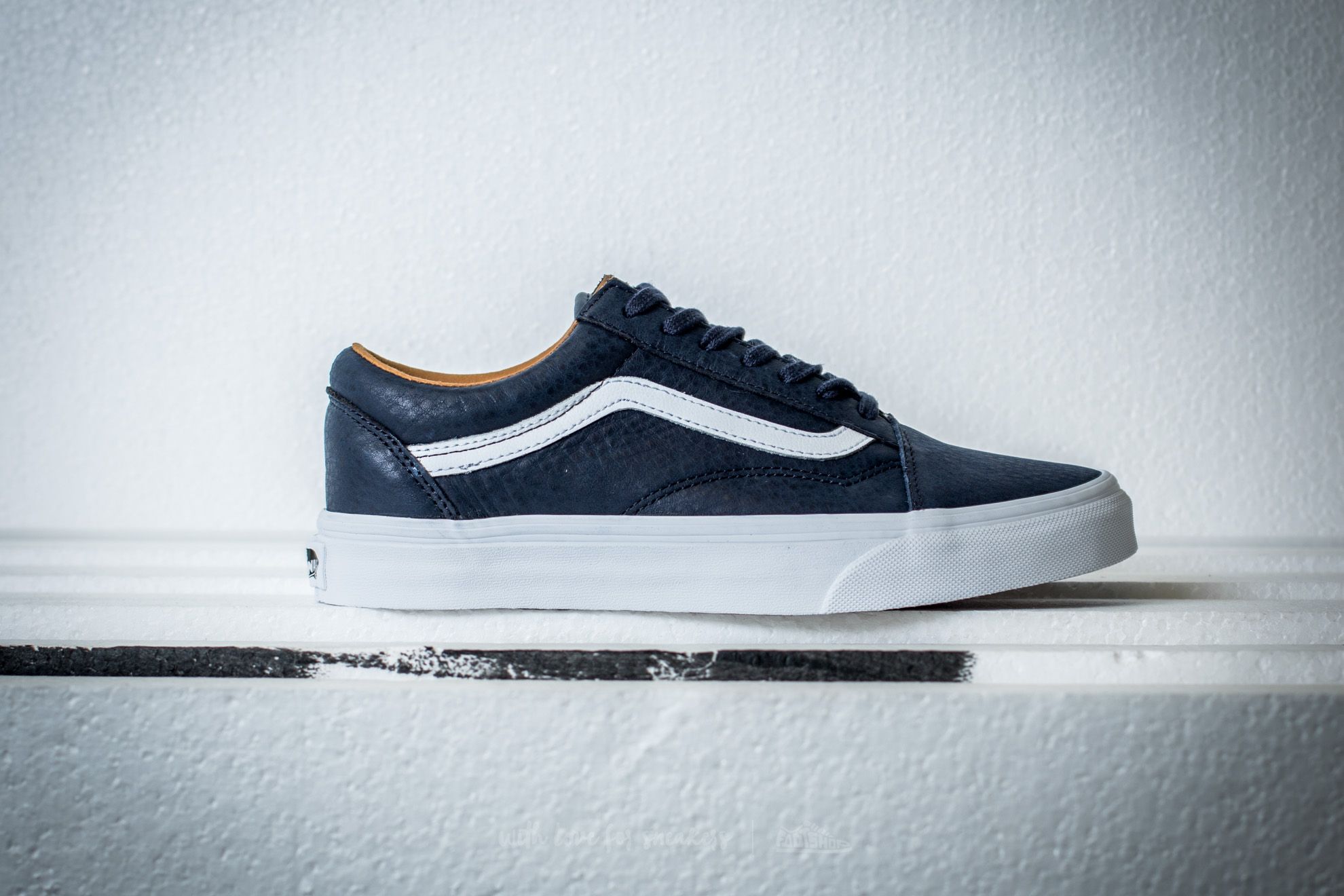 Herresko Vans Old Skool Premium Leather Parisian Night/ True White
