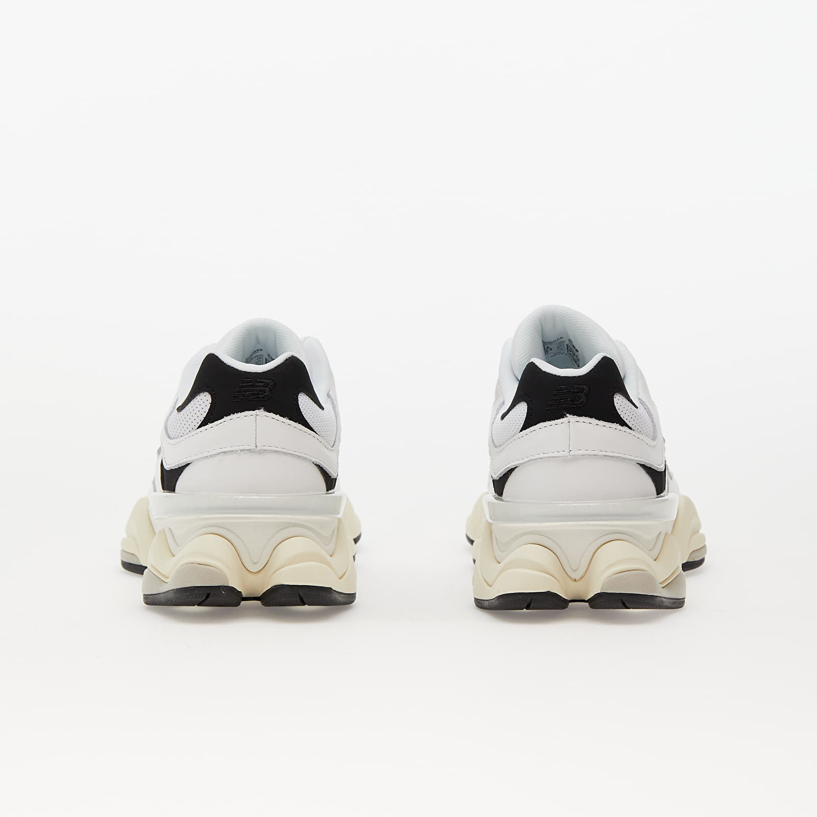 Sapatos de homem New Balance 9060 White