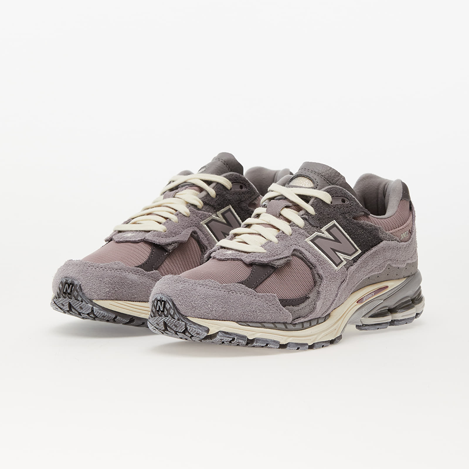 Buty męskie New Balance 2002R "Protection Pack" Timberwolf