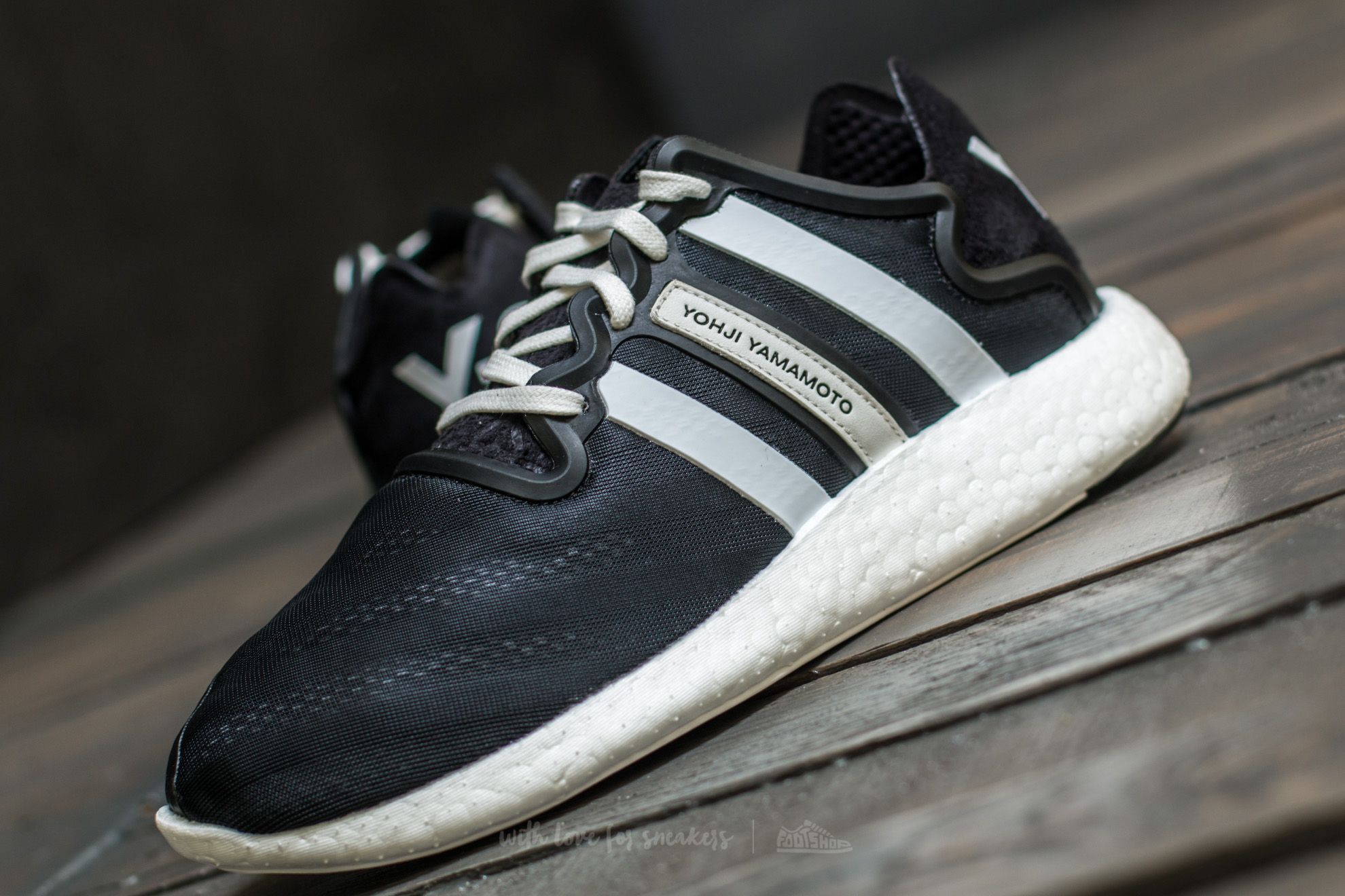 Men s shoes Y 3 Yohji Run Core Black Ftw White Core Black Footshop