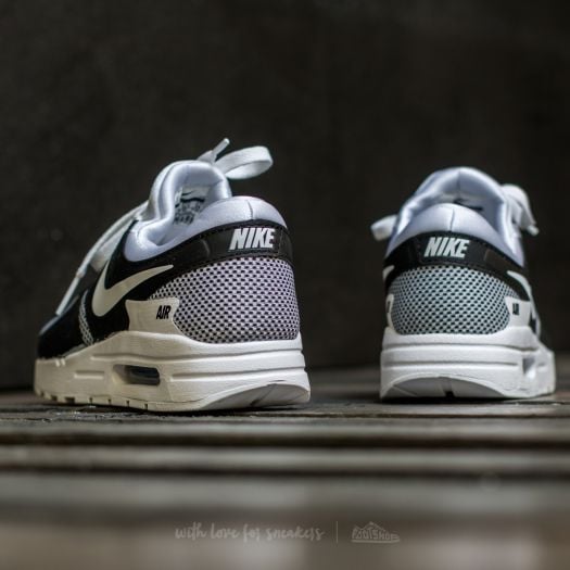 Nike air max hotsell zero essential womens
