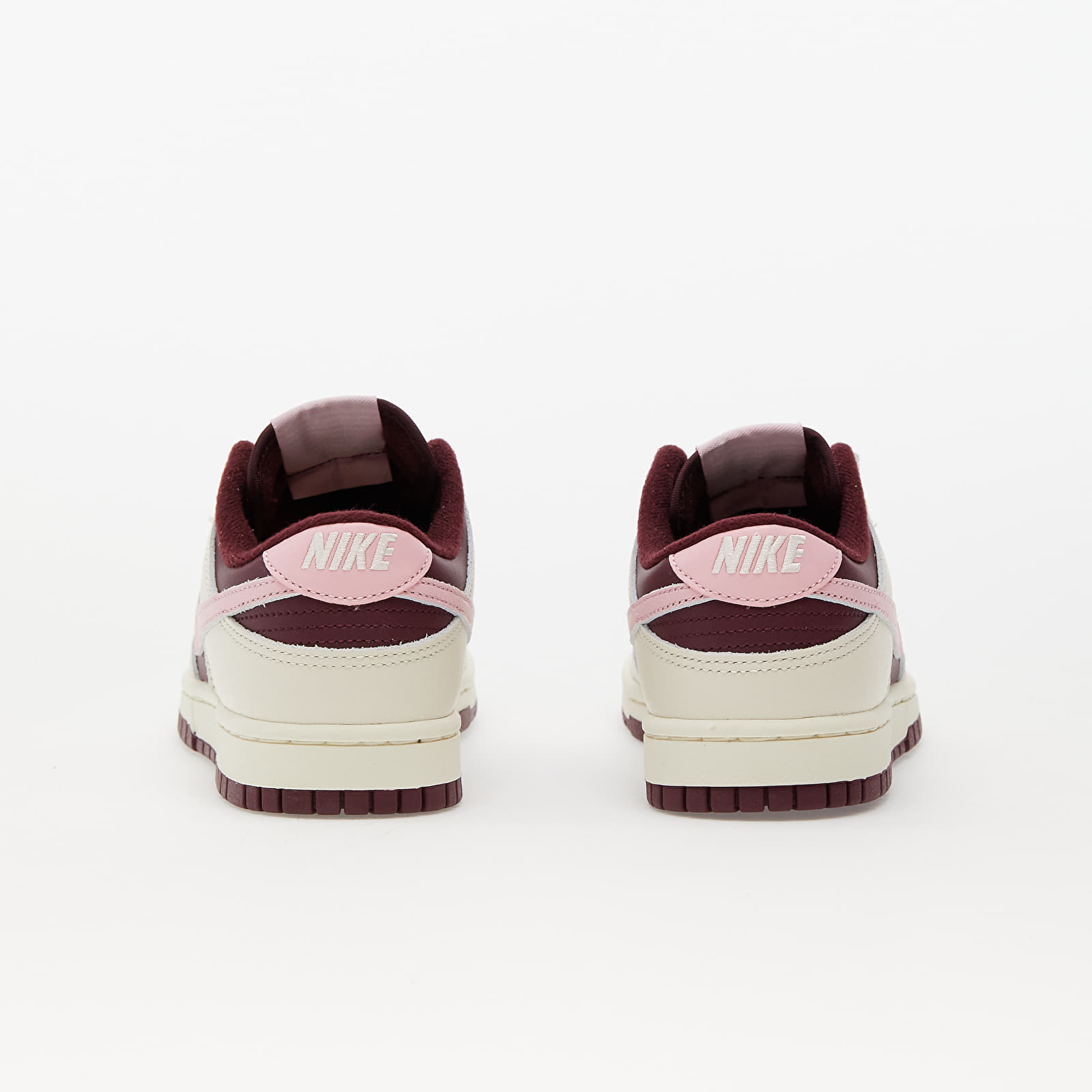 Sko til mænd Nike Dunk Low Retro Premium Pale Ivory/ Med Soft Pink-Night Maroon