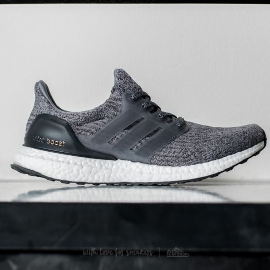 Adidas ultra boost mens 8 2018 deals