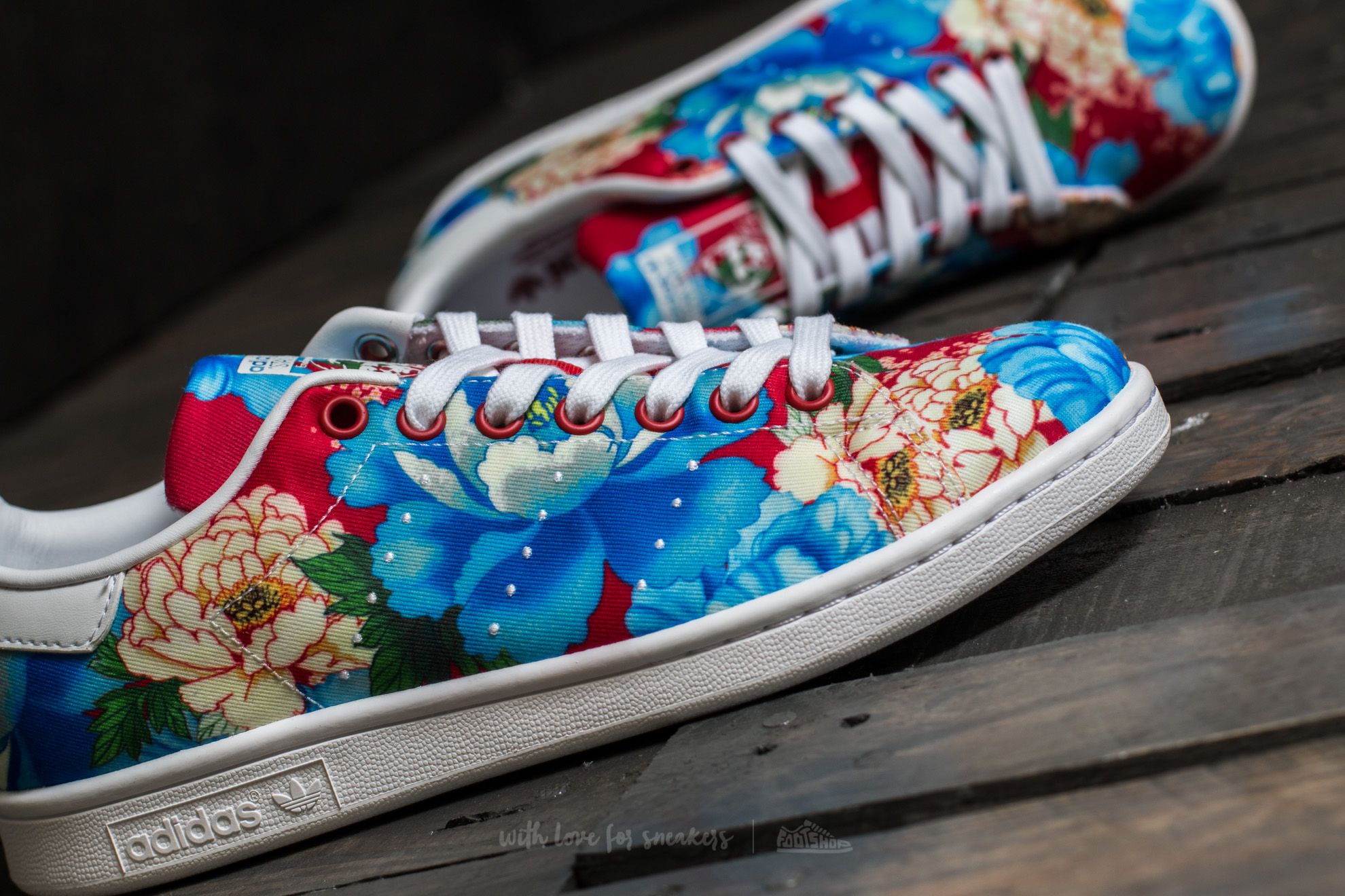Women s shoes adidas Stan Smith W Power Red Power Red Ftw White Footshop