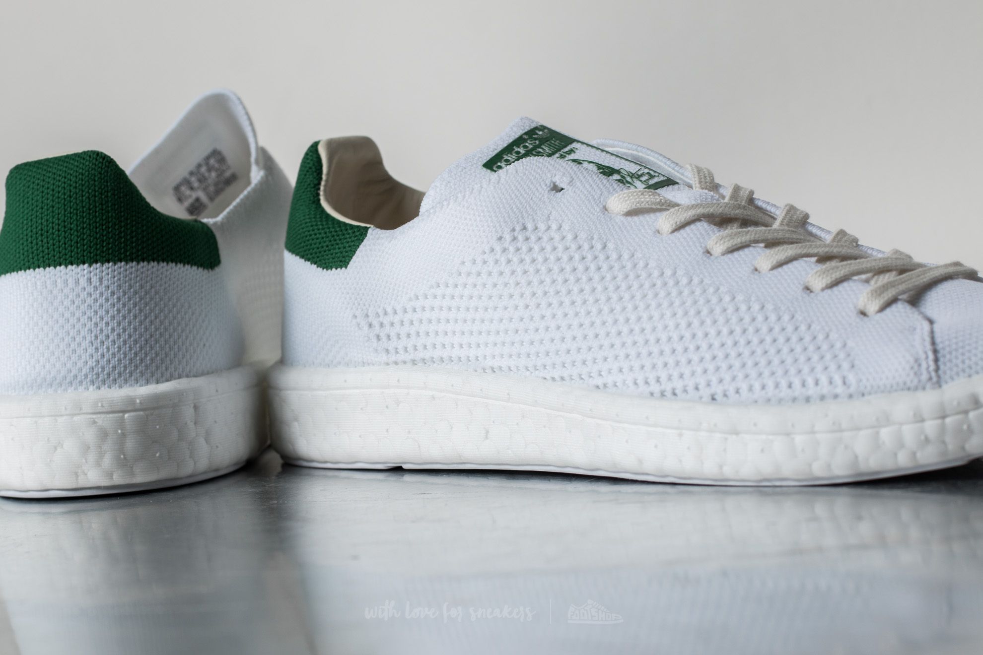 Stan smith all white primeknit on sale