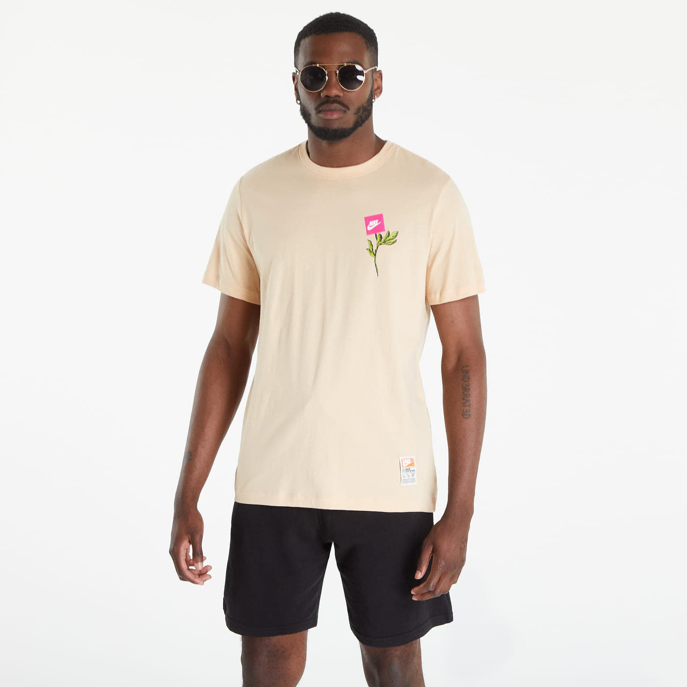 Trička Nike NSW Sole 2 Short Sleeve Tee White Onyx