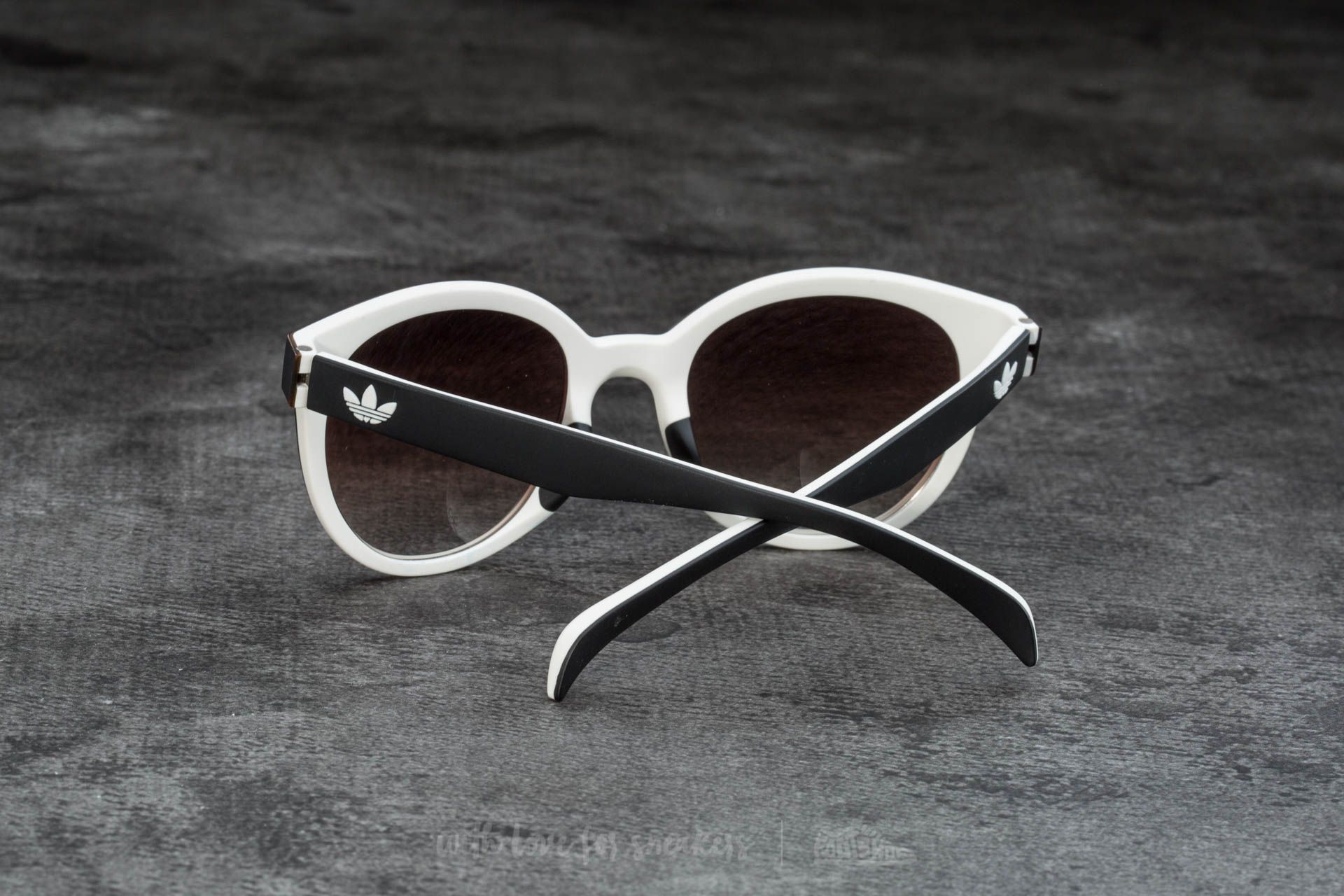 Sonnenbrillen adidas x Italia Independent AOR002 Sunglasses Havana Brown White Footshop