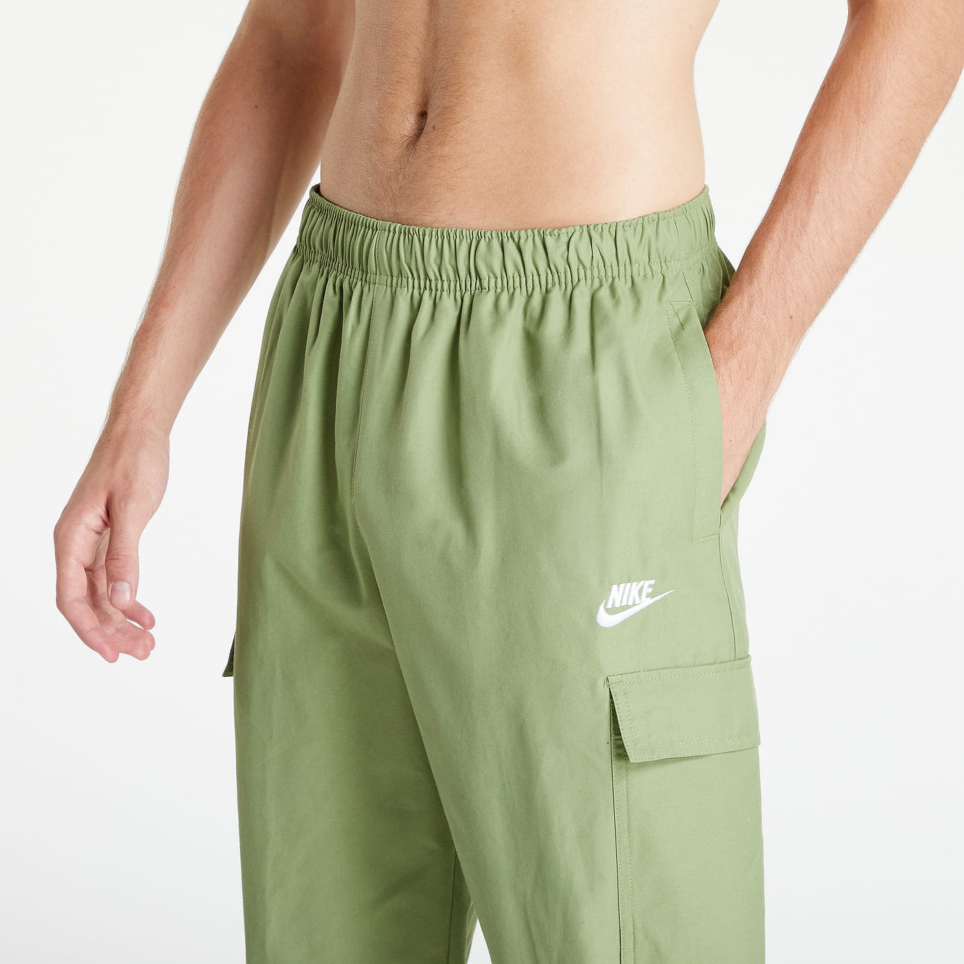 nike woven cargo pants green