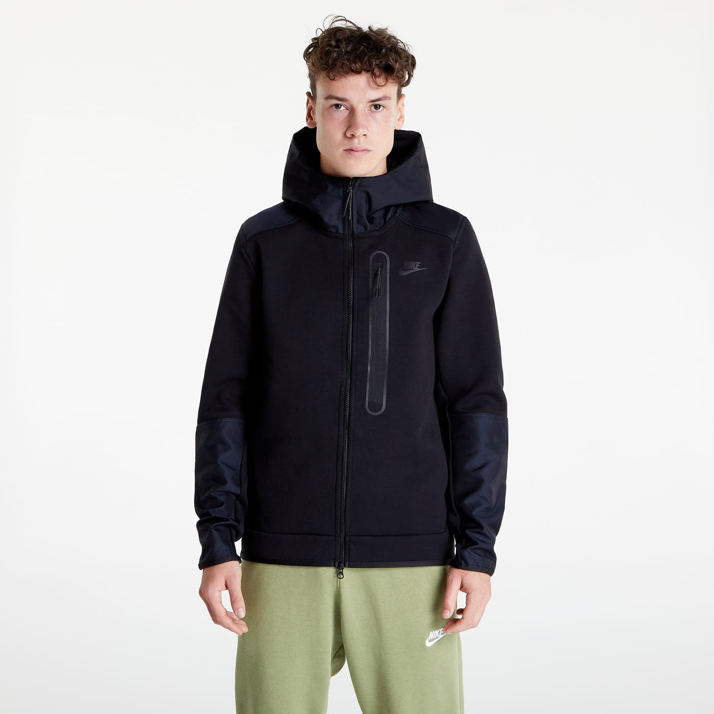 footshop nike tech fleece