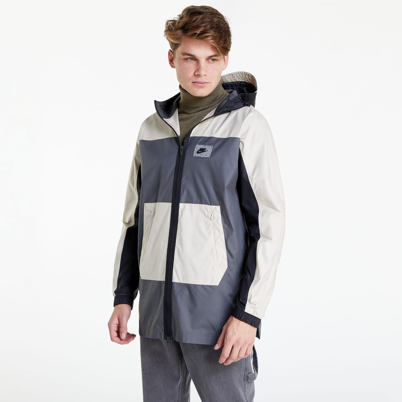 Nike woven best sale jacket grey