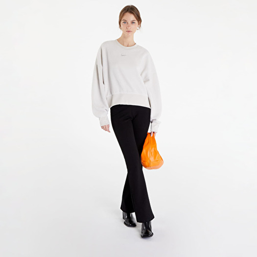 nike cropped crew neck sweatshirt
