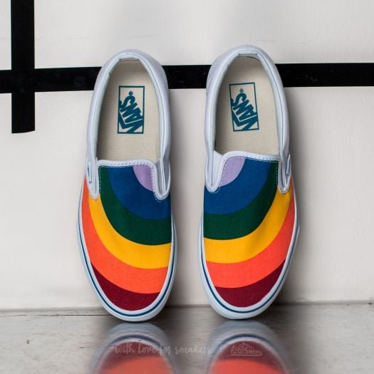 Vans classic slip on rainbow sale