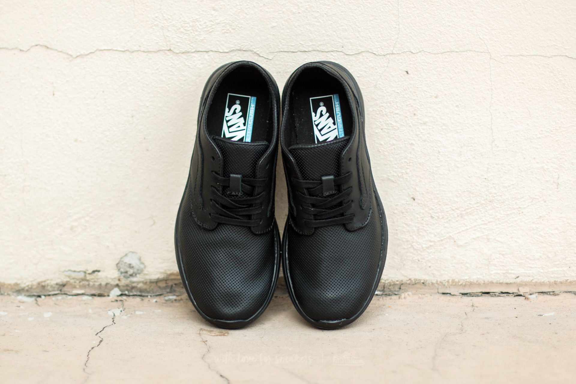 Vans iso perf plus on sale