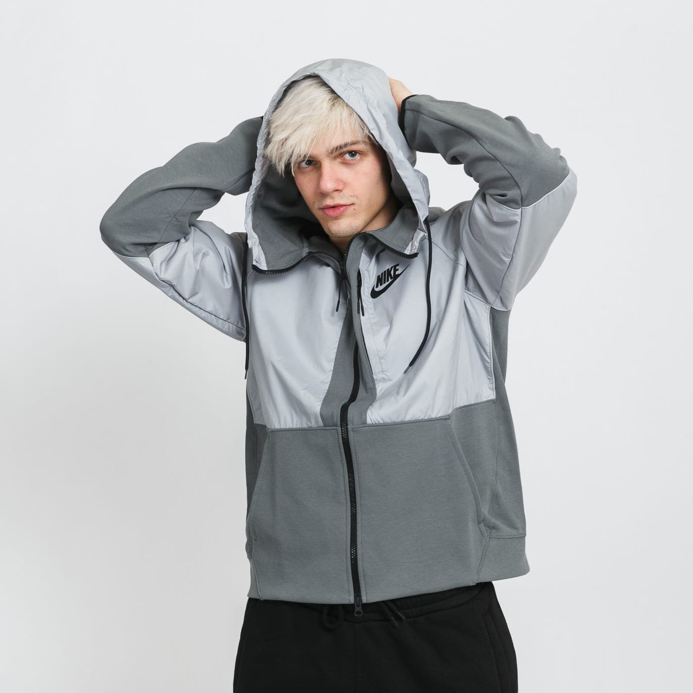 Sweatjacken und Sweatshirts Nike Sportswear Tech Essentials+ Winter Hoodie Grey