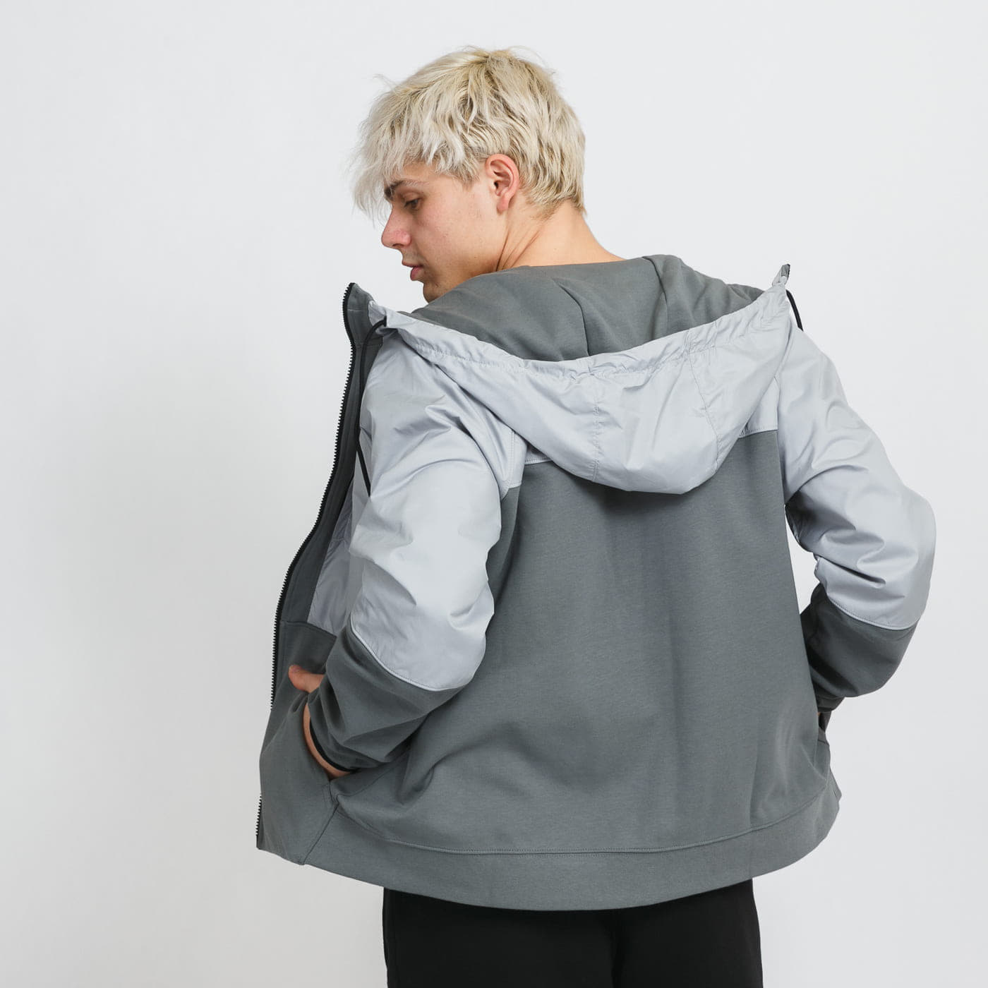 Sweatjacken und Sweatshirts Nike Sportswear Tech Essentials+ Winter Hoodie Grey