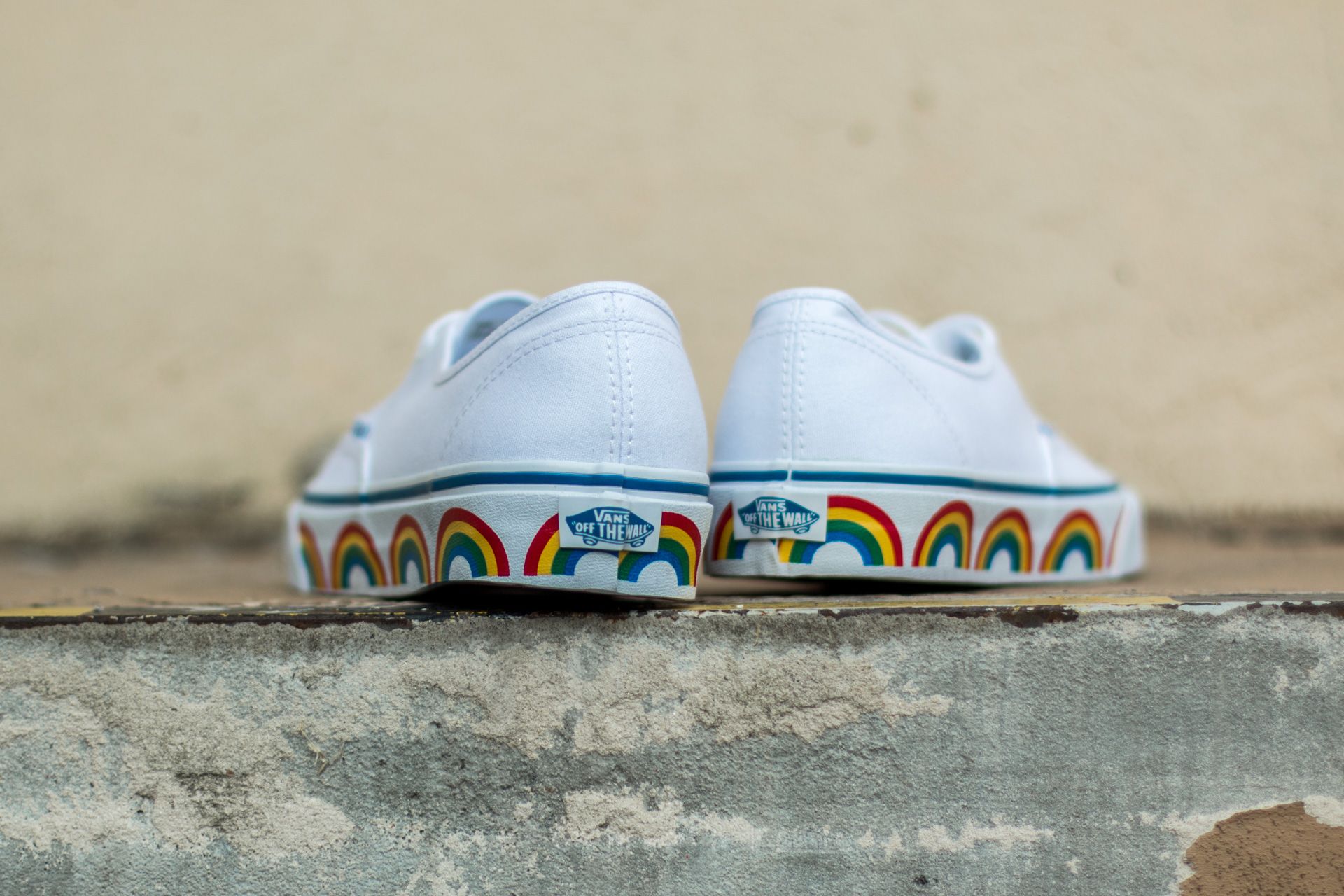 Vans authentic 2024 rainbow