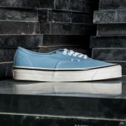 Light blue authentic vans best sale