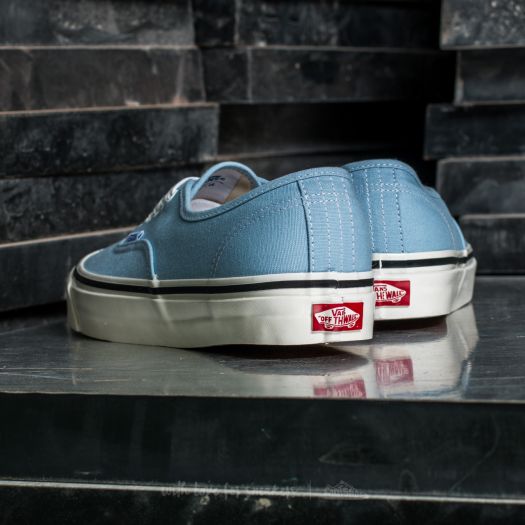 Vans authentic best sale blue on feet