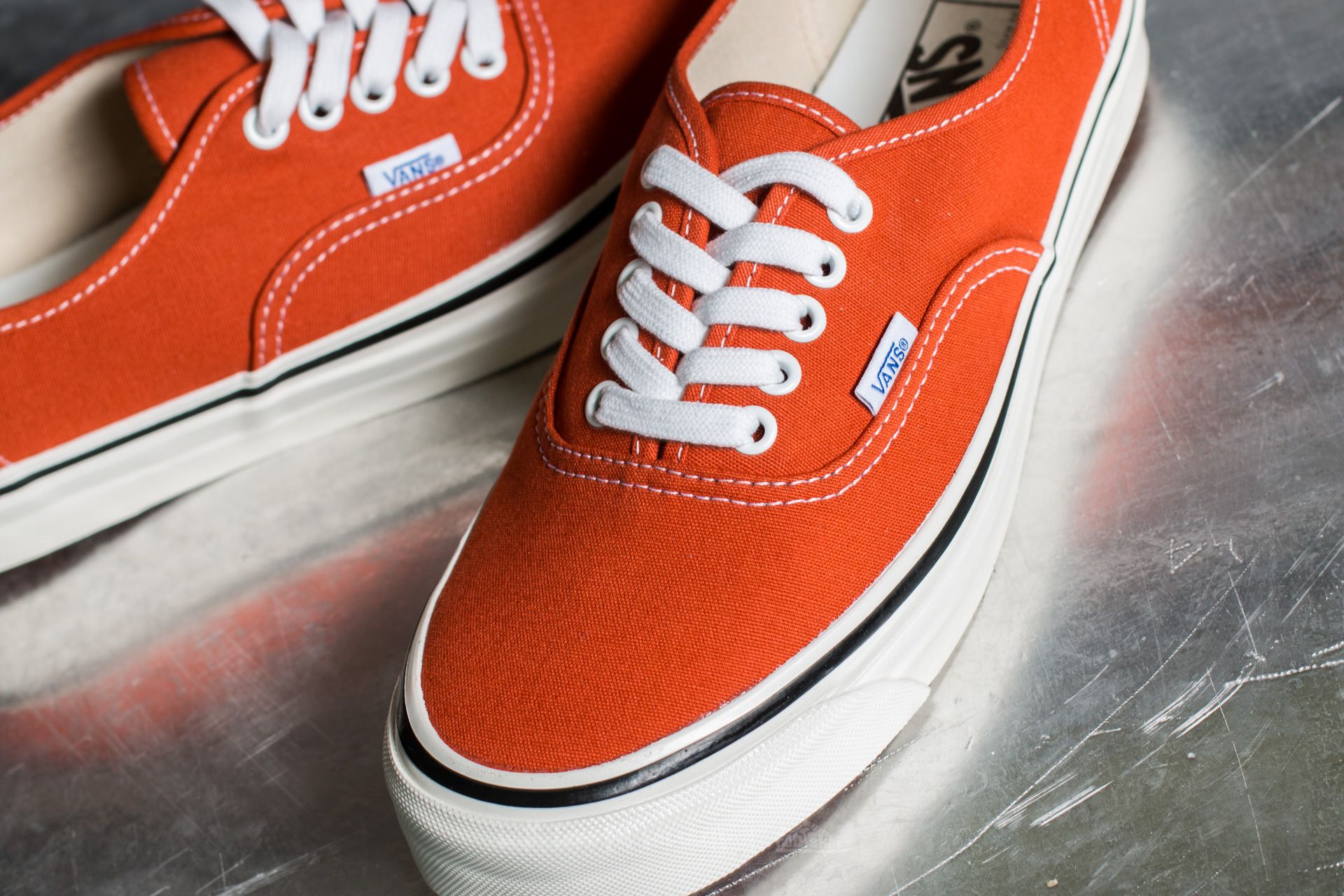 Vans authentic hombre 2024 naranja