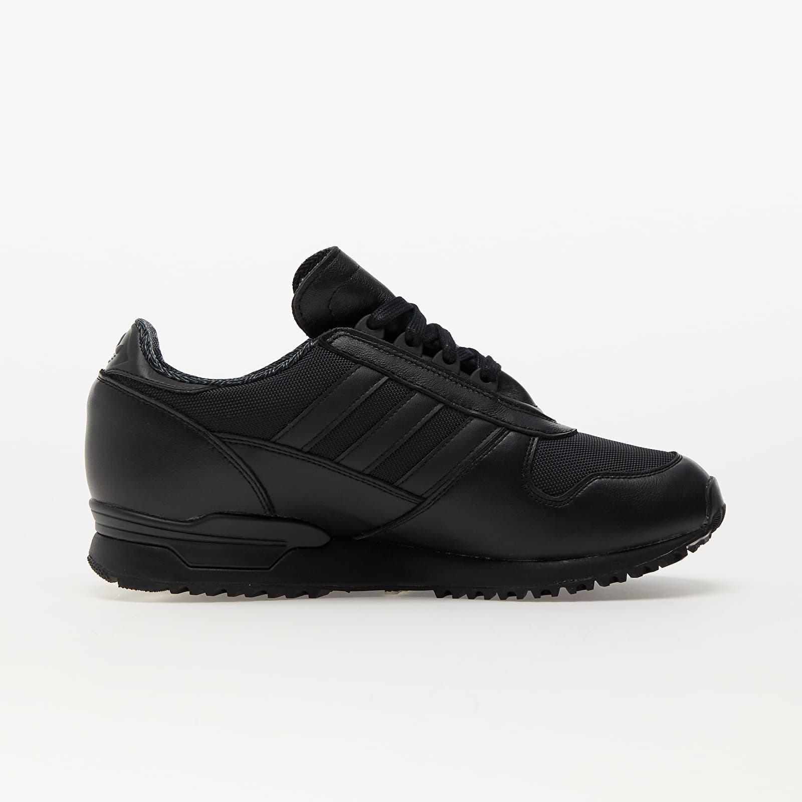 Pánske tenisky a topánky adidas Hartness Spzl Core Black/ Core Black/ Core Black