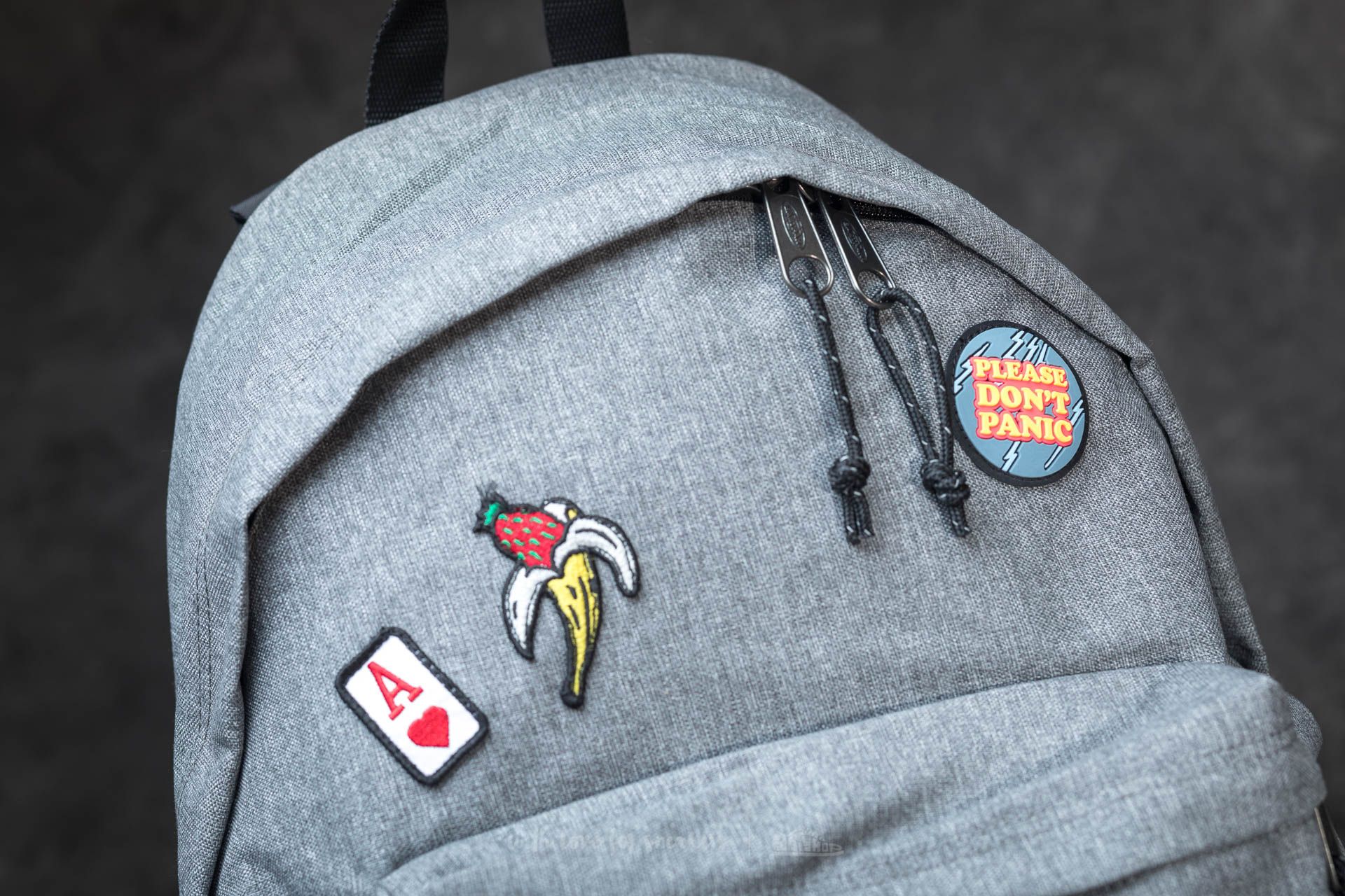 Dodatki Eastpak Padded Pak'R Grey Patched