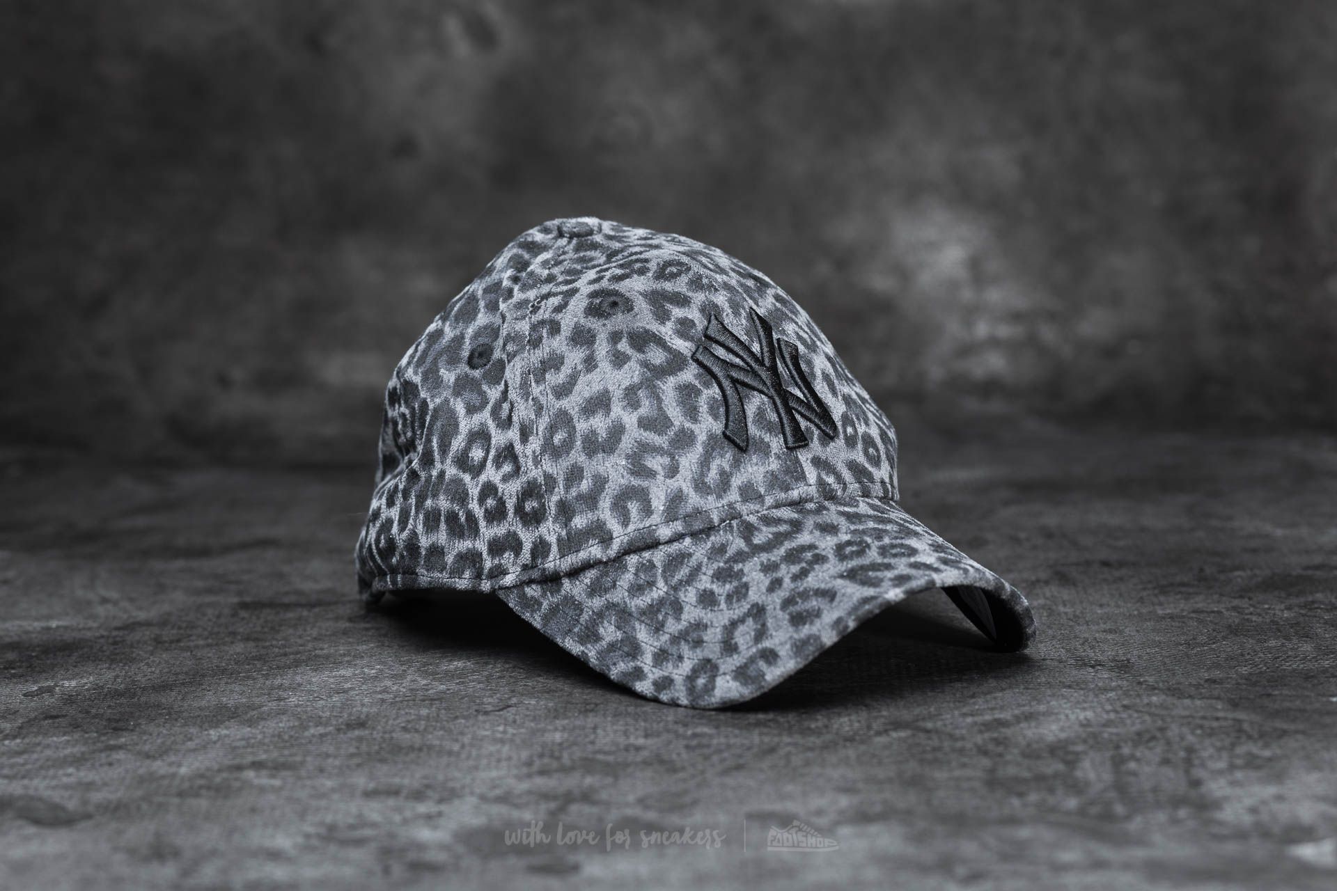 New Era W 9Forty Leo Essential New York Yankees Cap