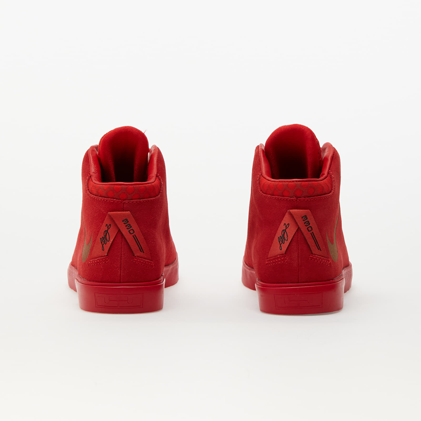 Lebron cheap 12 lifestyle