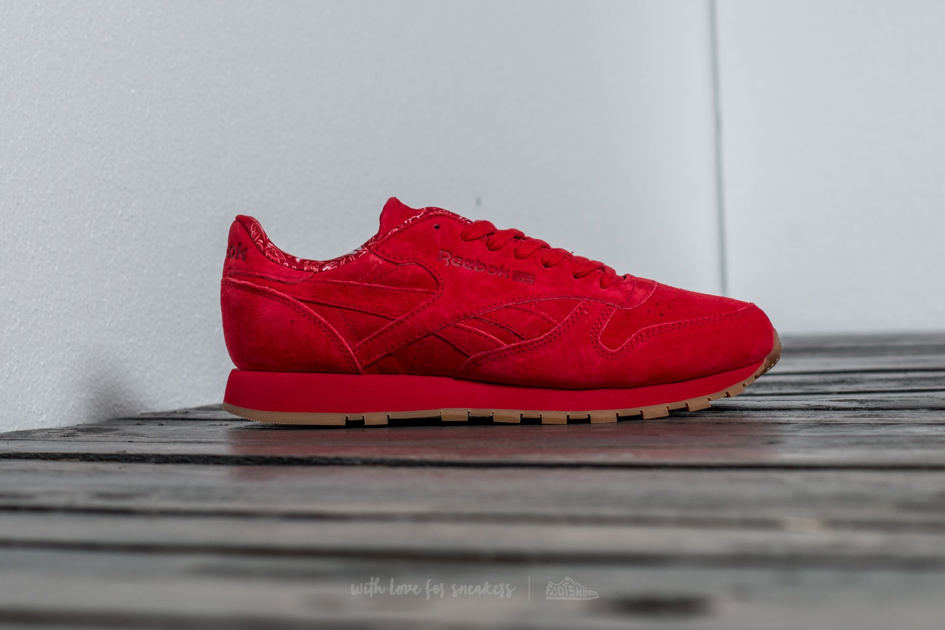 Men s shoes Reebok Classic Leather TDC Scarlet White Gum Footshop
