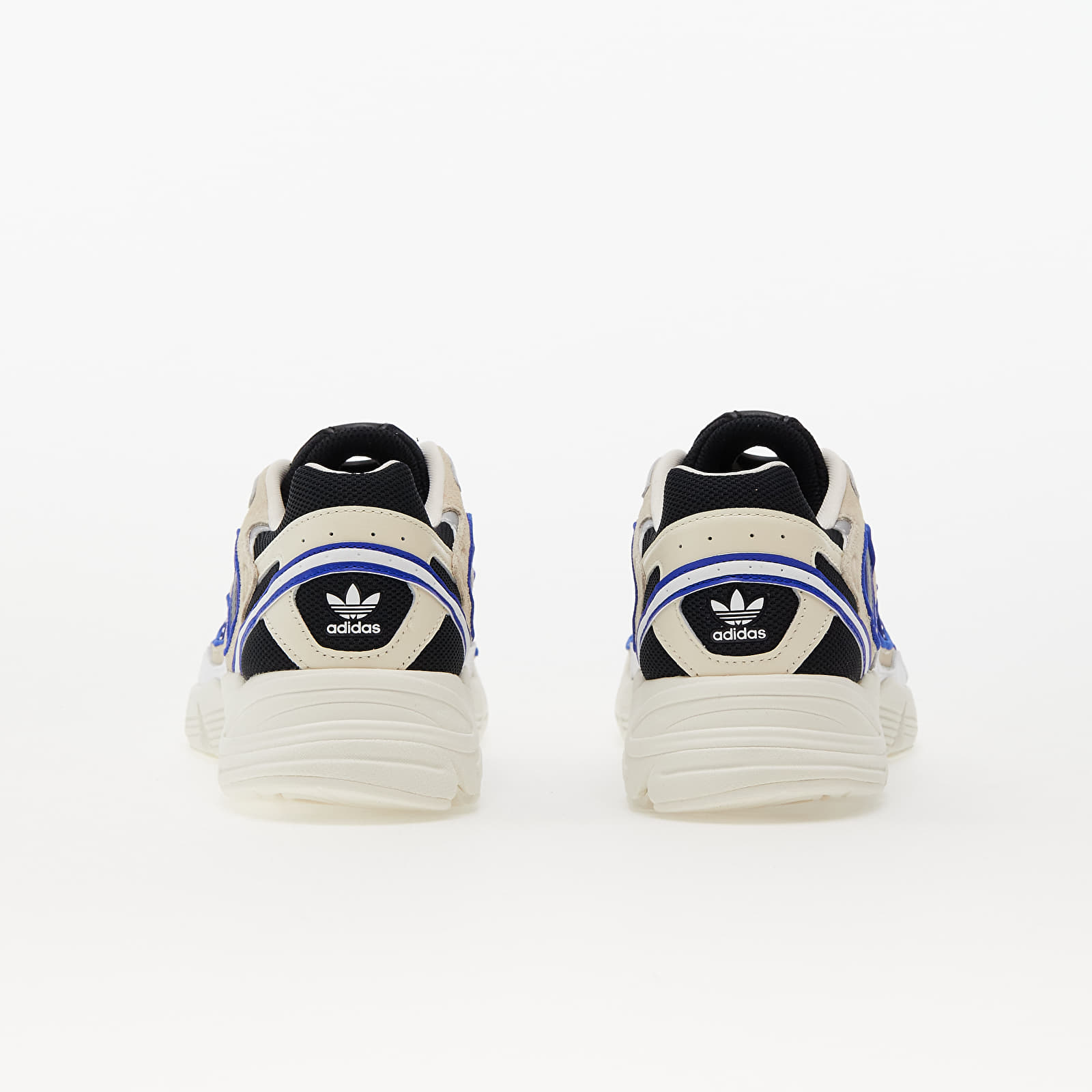 Női cipők adidas Astir Sn W Wonder White/ LUCBLU/ Core Black