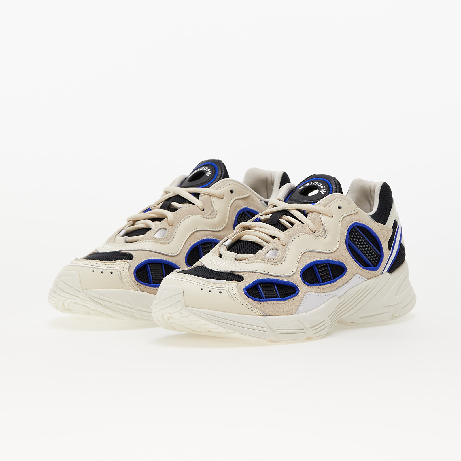 Női cipők adidas Astir Sn W Wonder White/ LUCBLU/ Core Black