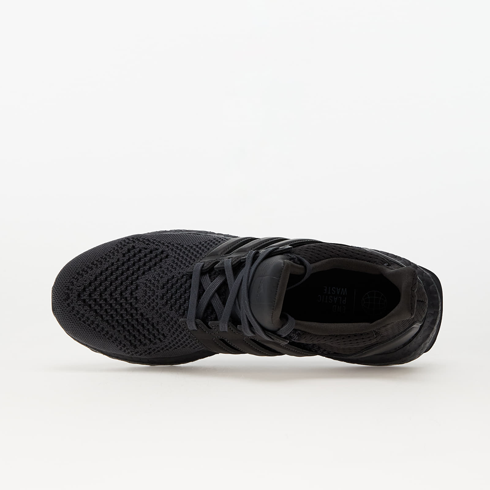 Ultraboost carbon 2025
