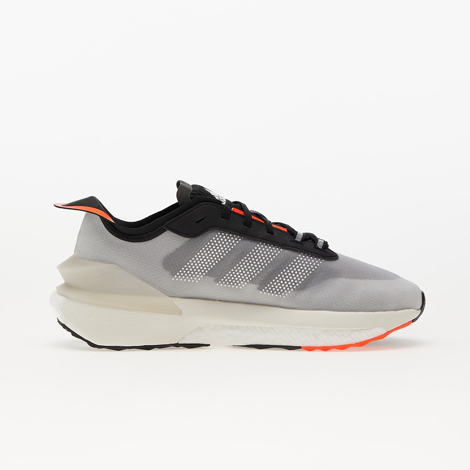 Meeste kingad adidas Avryn Core Black/ Core Black/ Solid Red