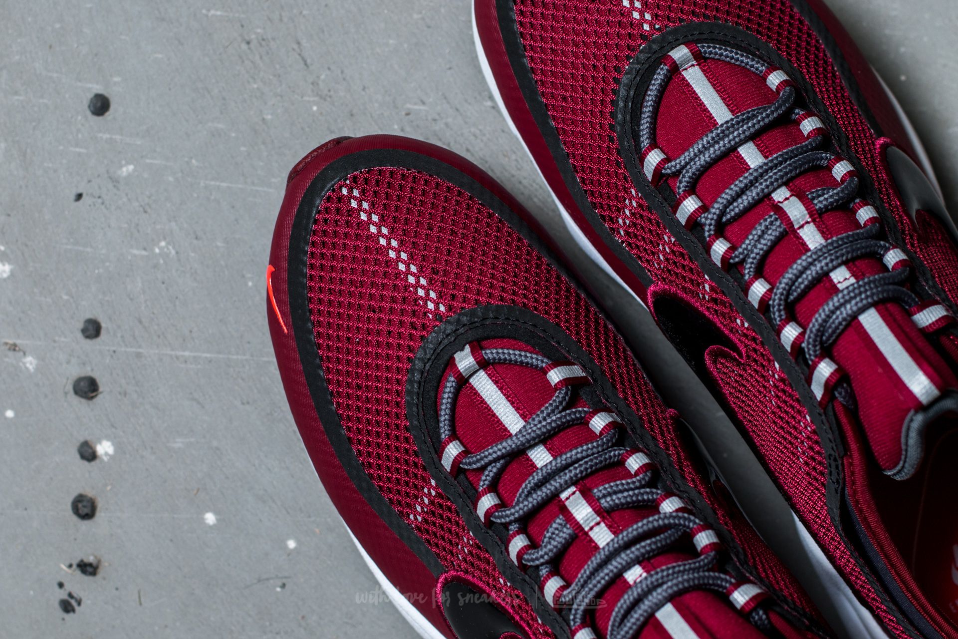 Nike air zoom top spiridon ultra red