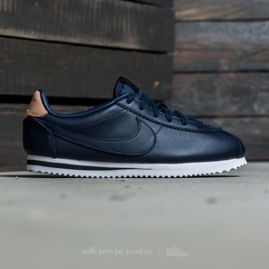 Nike cortez navy leather hotsell
