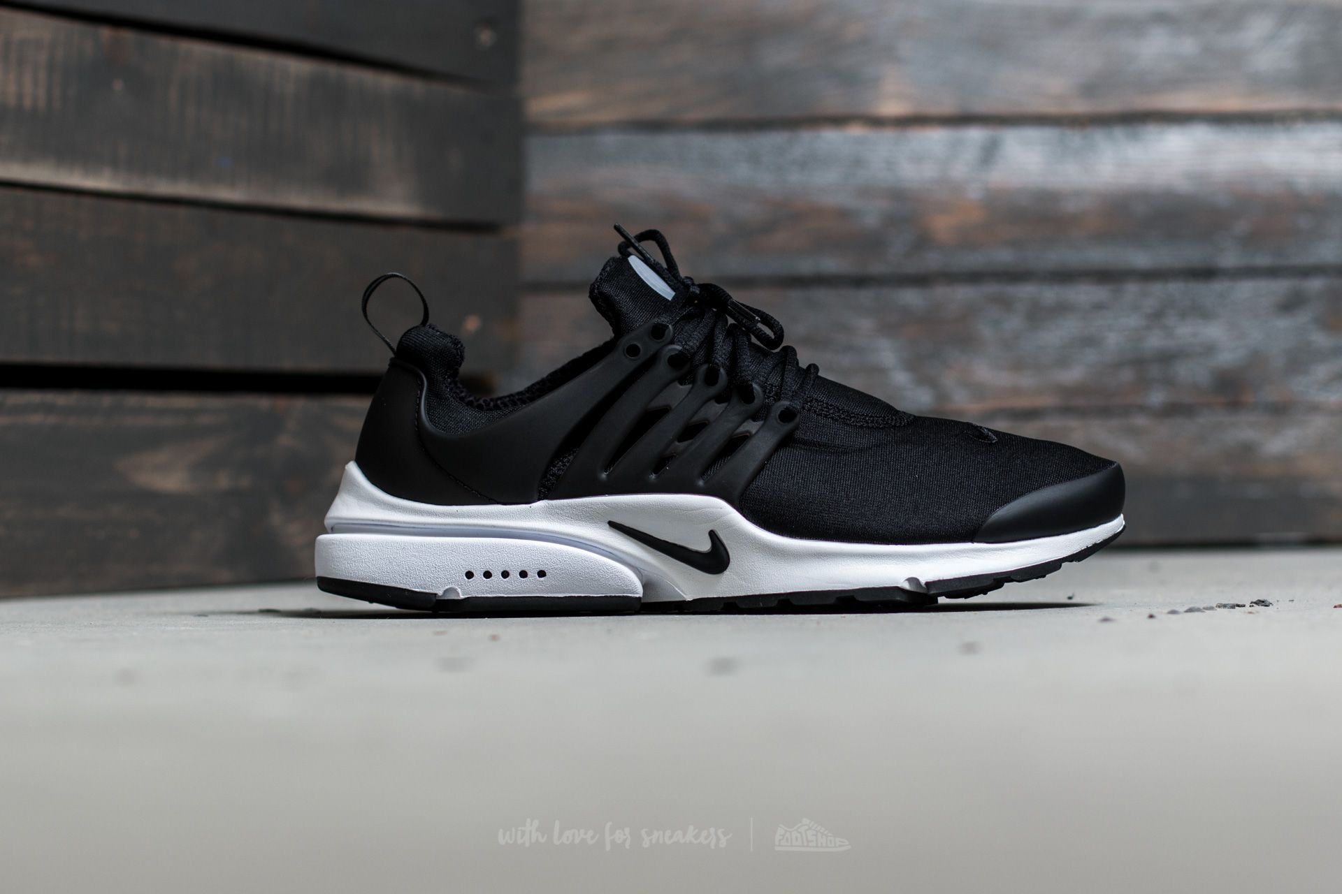 Men s shoes Nike Air Presto Essential Black Black White Footshop