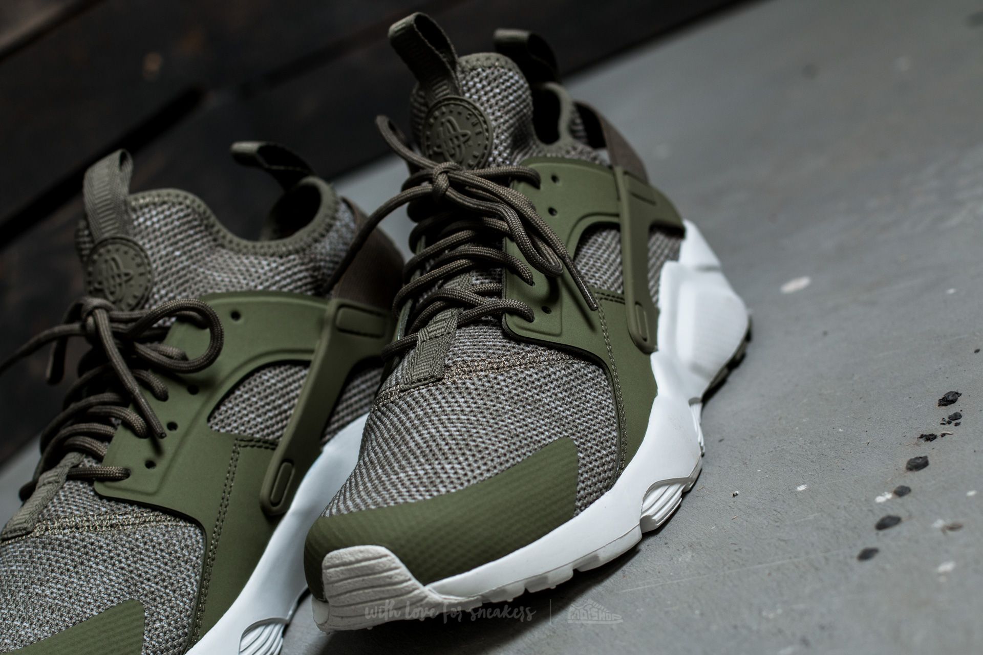 Nike air huarache reflective run ultra trainer shop