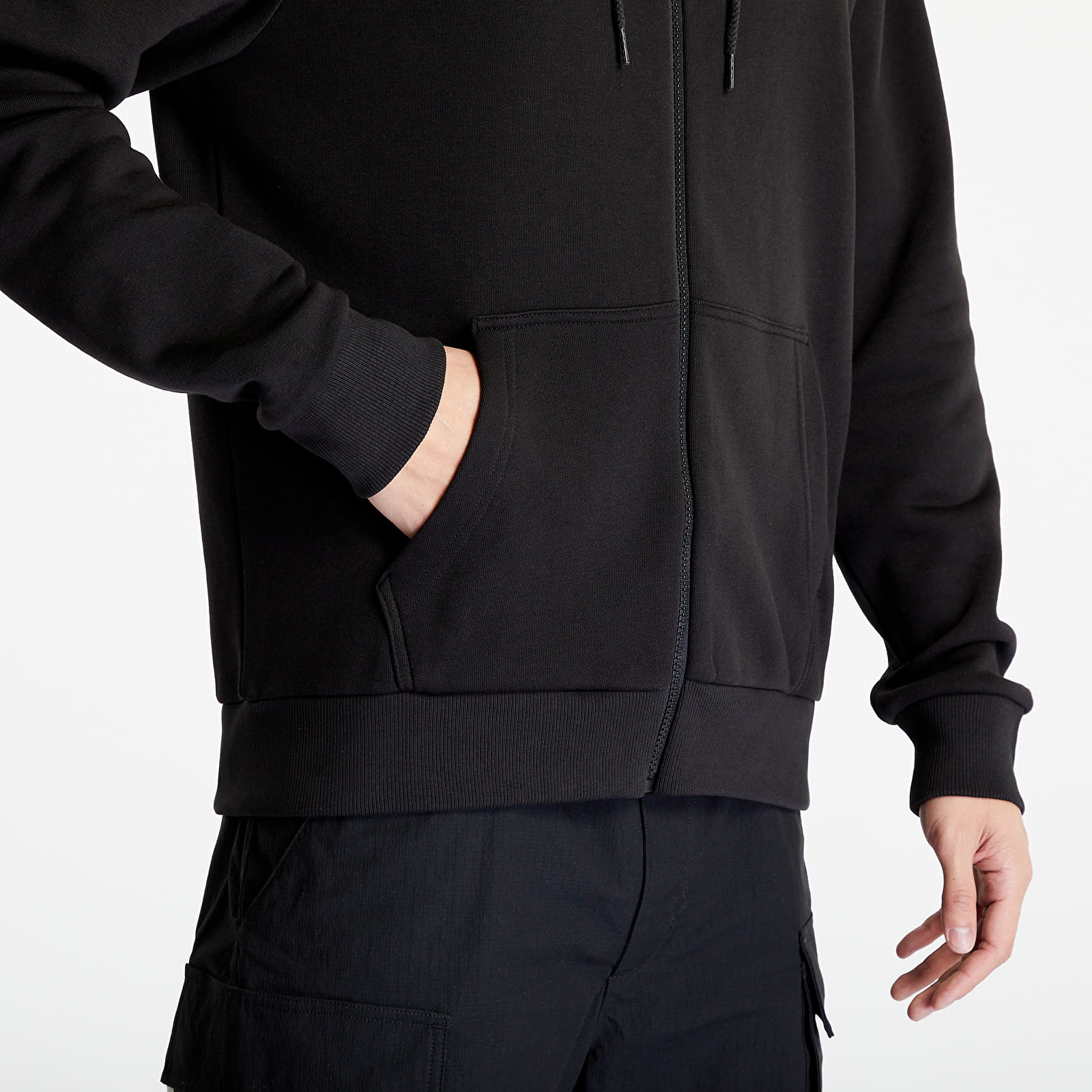 Hoodies and sweatshirts  New Era New York Yankees MLB League Essential Black Full-Zip Hoodie Black