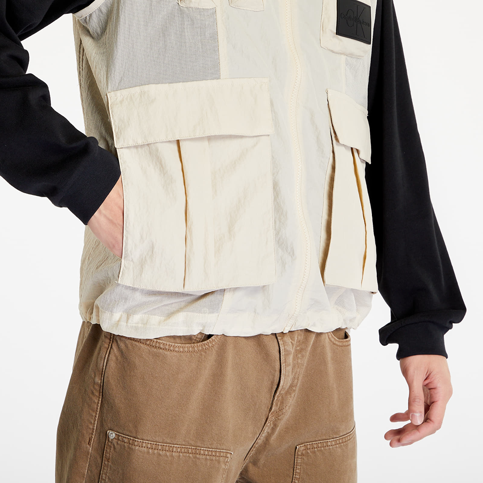 Vesty Calvin Klein Jeans Mesh Ripstop Utility Vest Beige