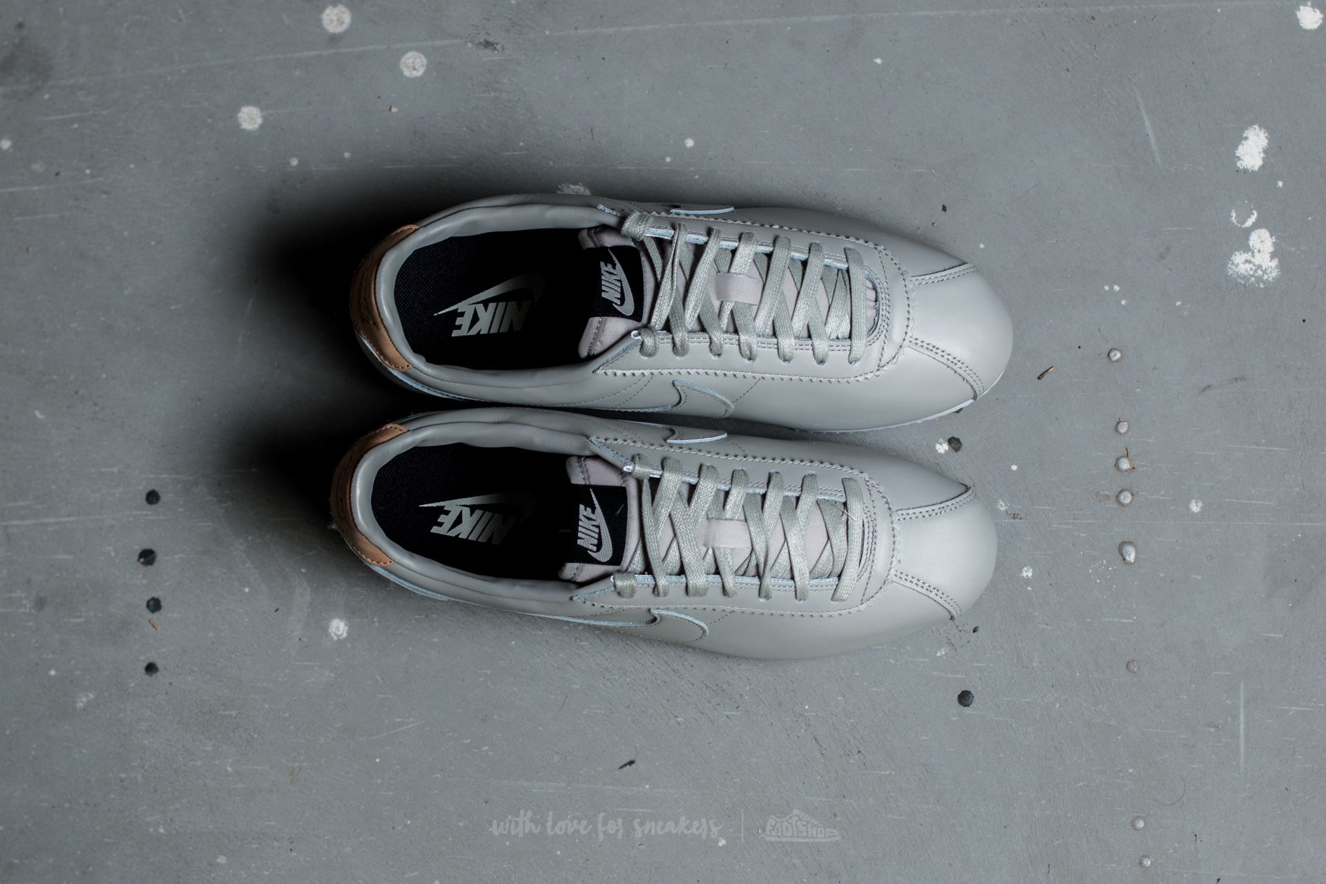 Men's shoes Nike Classic Cortez Leather SE Pale Grey/ Pale Grey-Black
