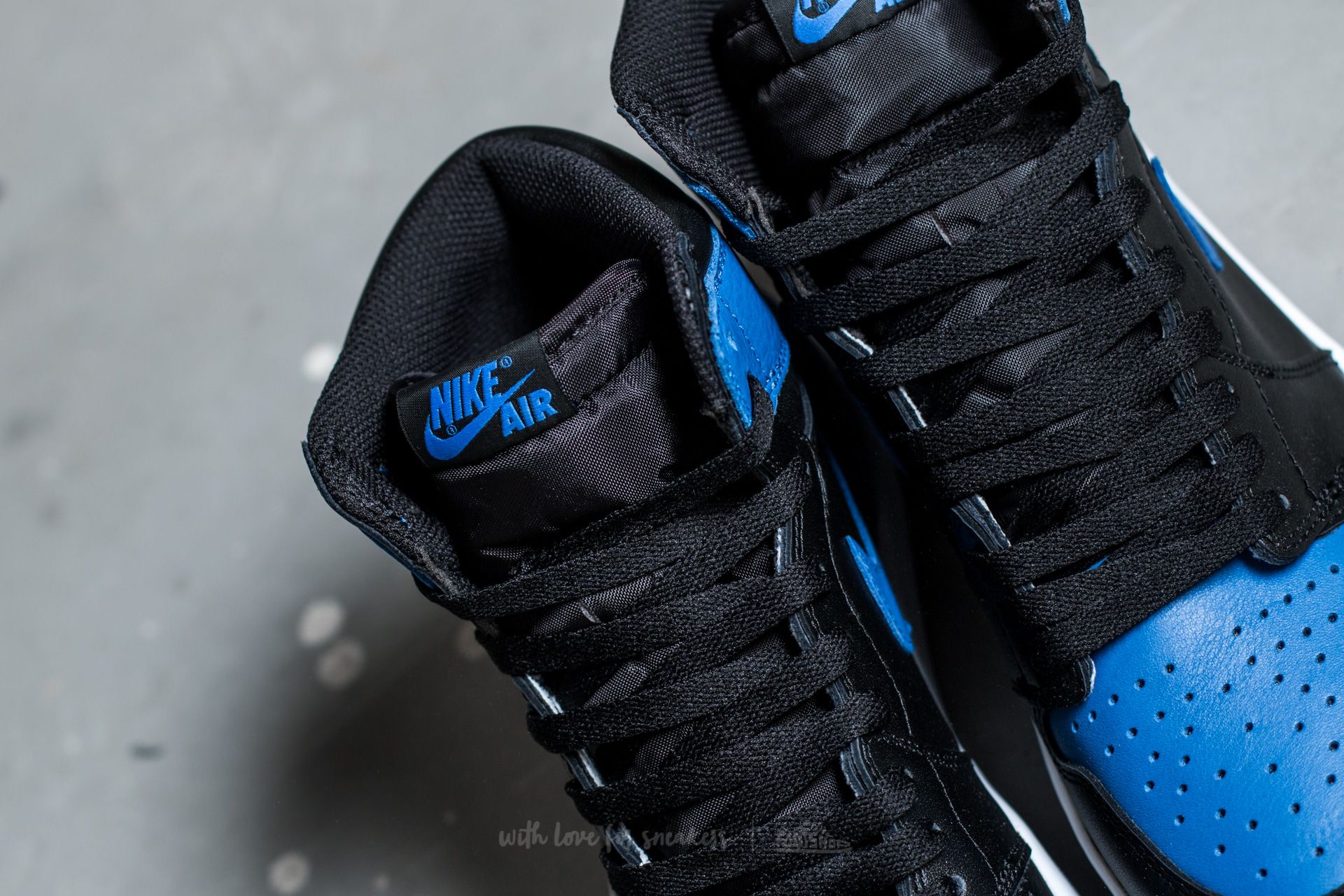 Miesten kengät Air Jordan 1 Retro High OG Black/ Royal-White