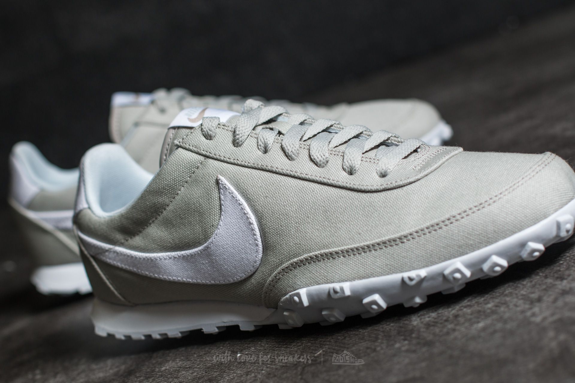 Мъжки кецове и обувки Nike Waffle Racer ´17 TXT Pale Grey/ White-Pure Platinum