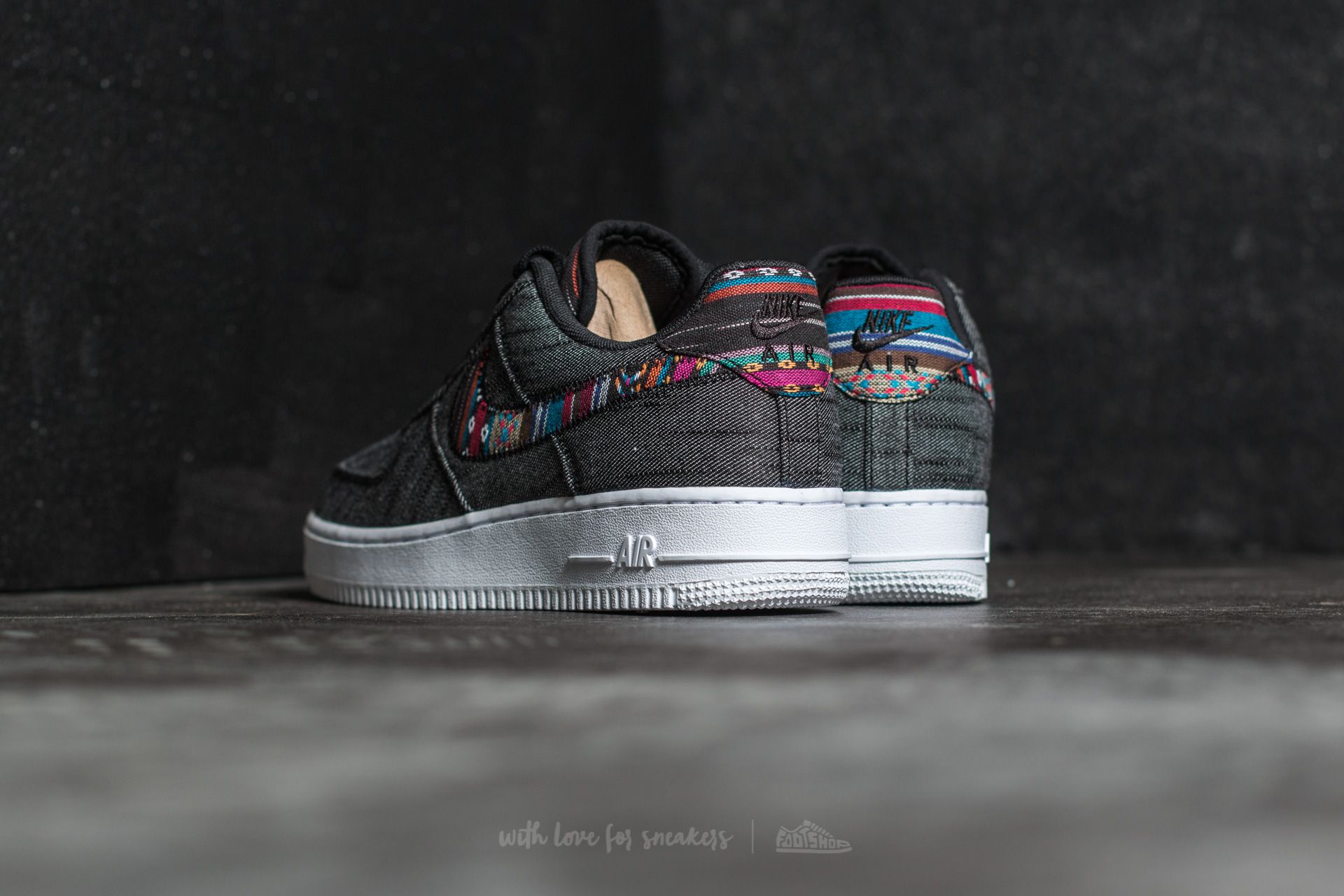 Chaussures et baskets homme Nike Air Force 1 07 LV8 Black White Footshop