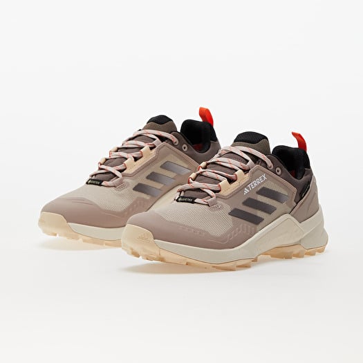 Men s shoes adidas Terrex Swift R3 GTX Wonder Taupe Taupe Metalic Earth Strata Footshop