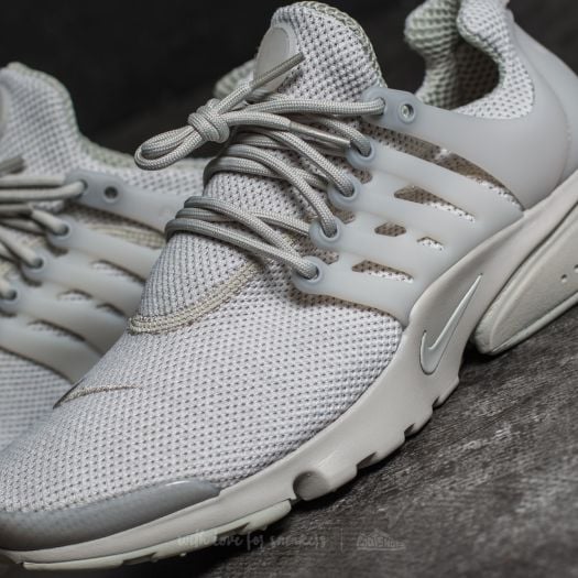 Nike air presto pale grey 2025