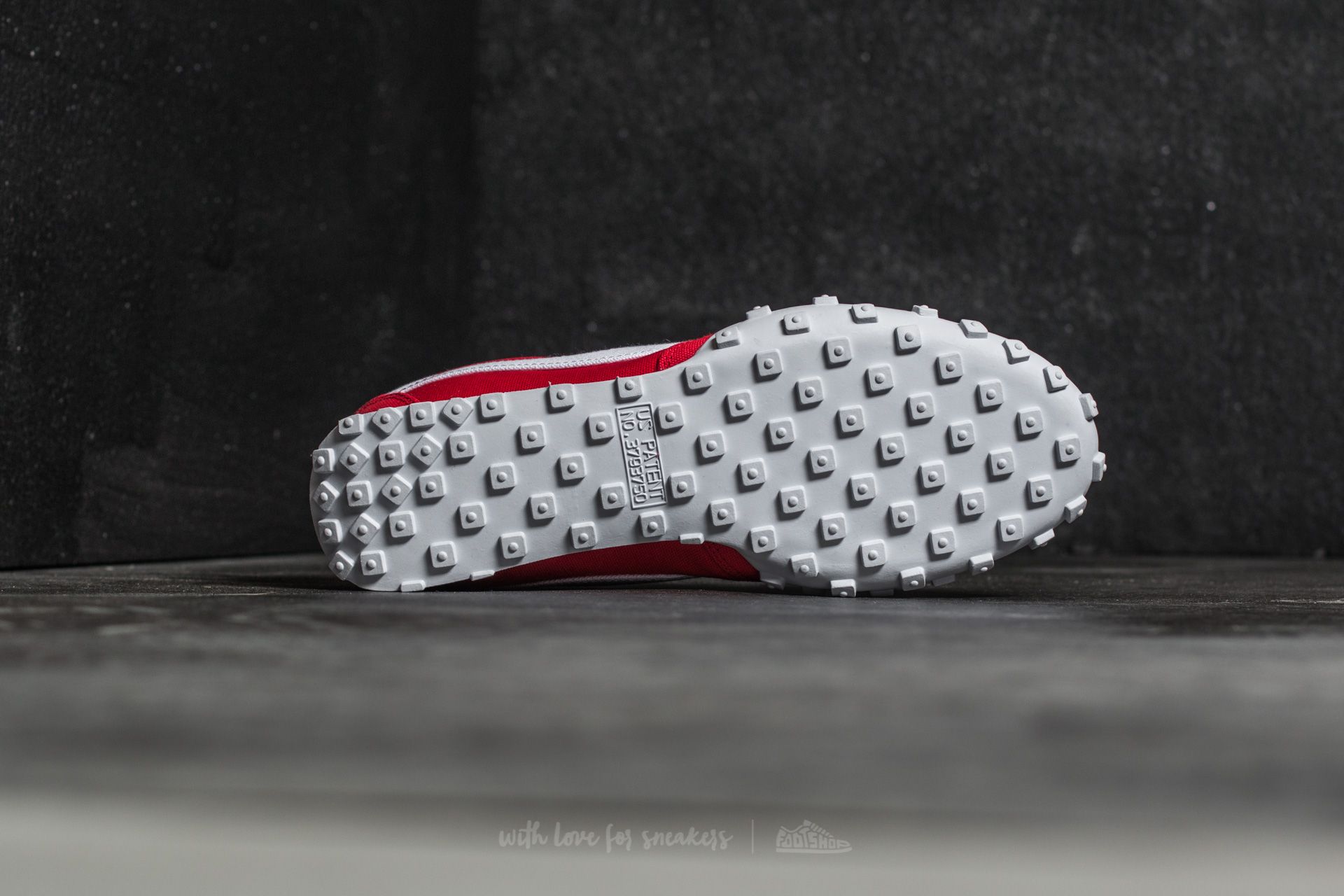 Men s shoes Nike Waffle Racer 17 TXT University Red White Wolf