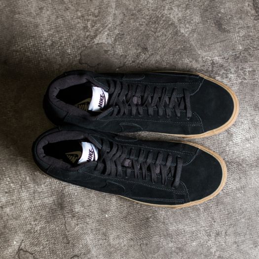 Nike blazer black gum sole deals