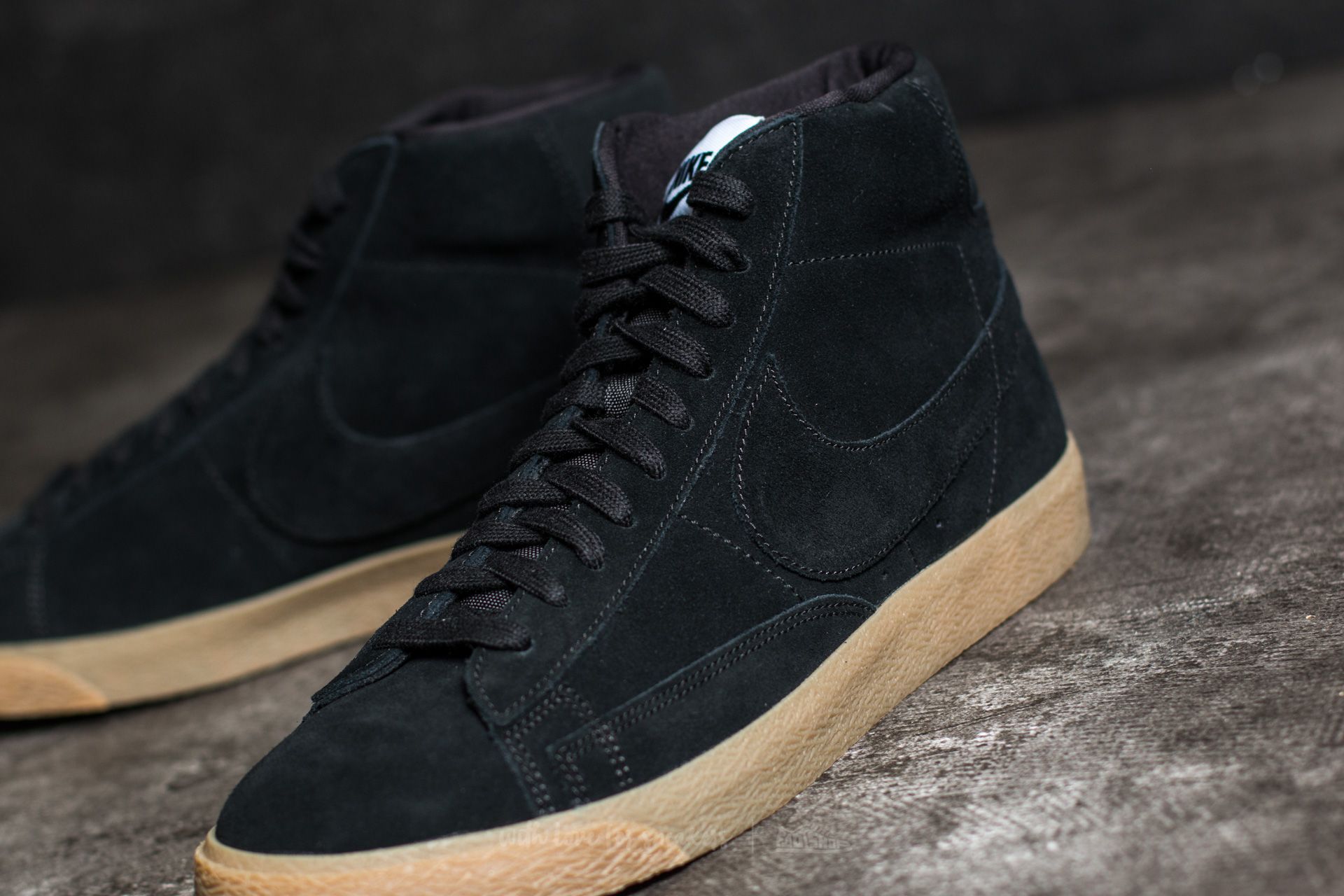 Nike blazer mid black gum outlet