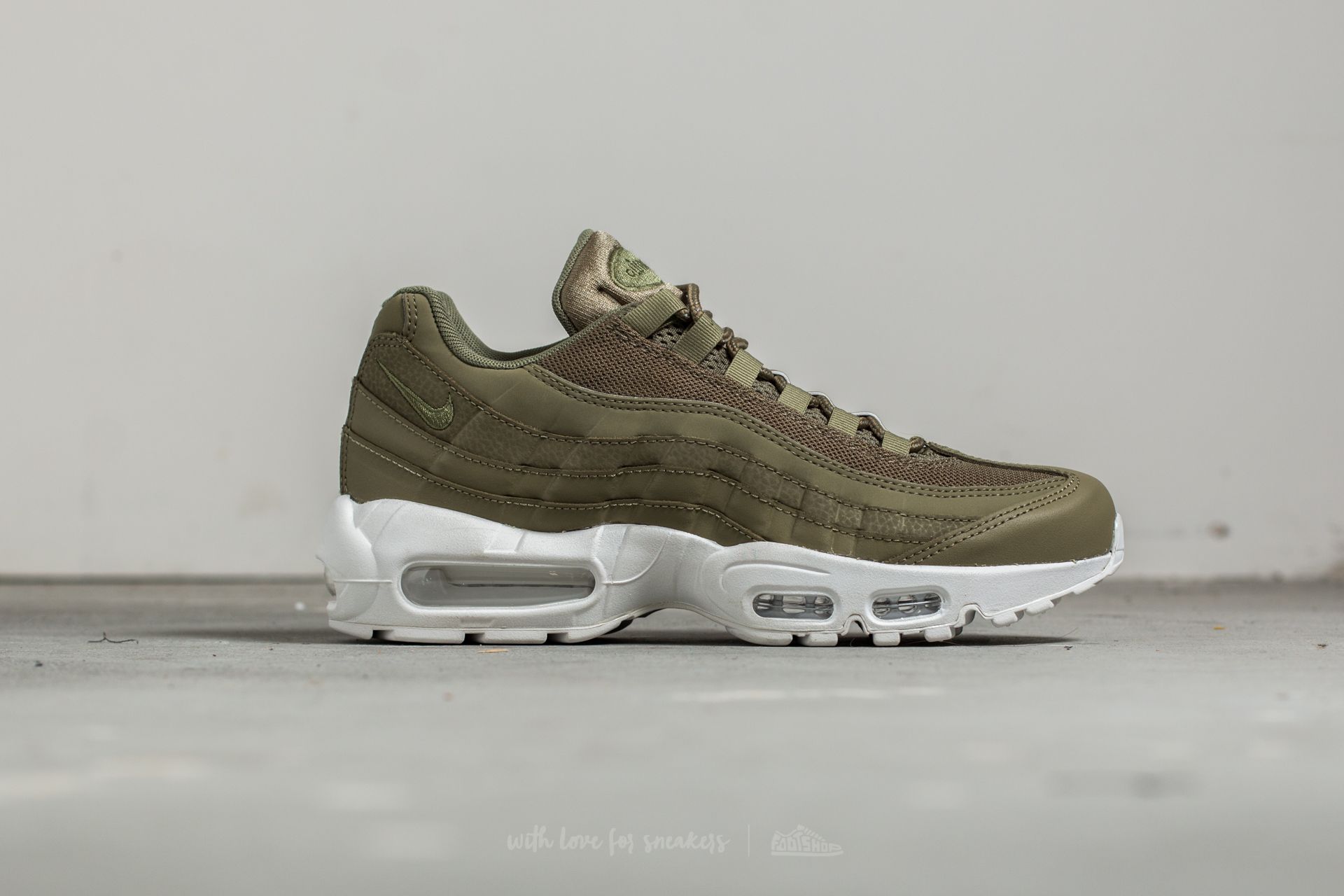 nike air max 95 ultra essential green