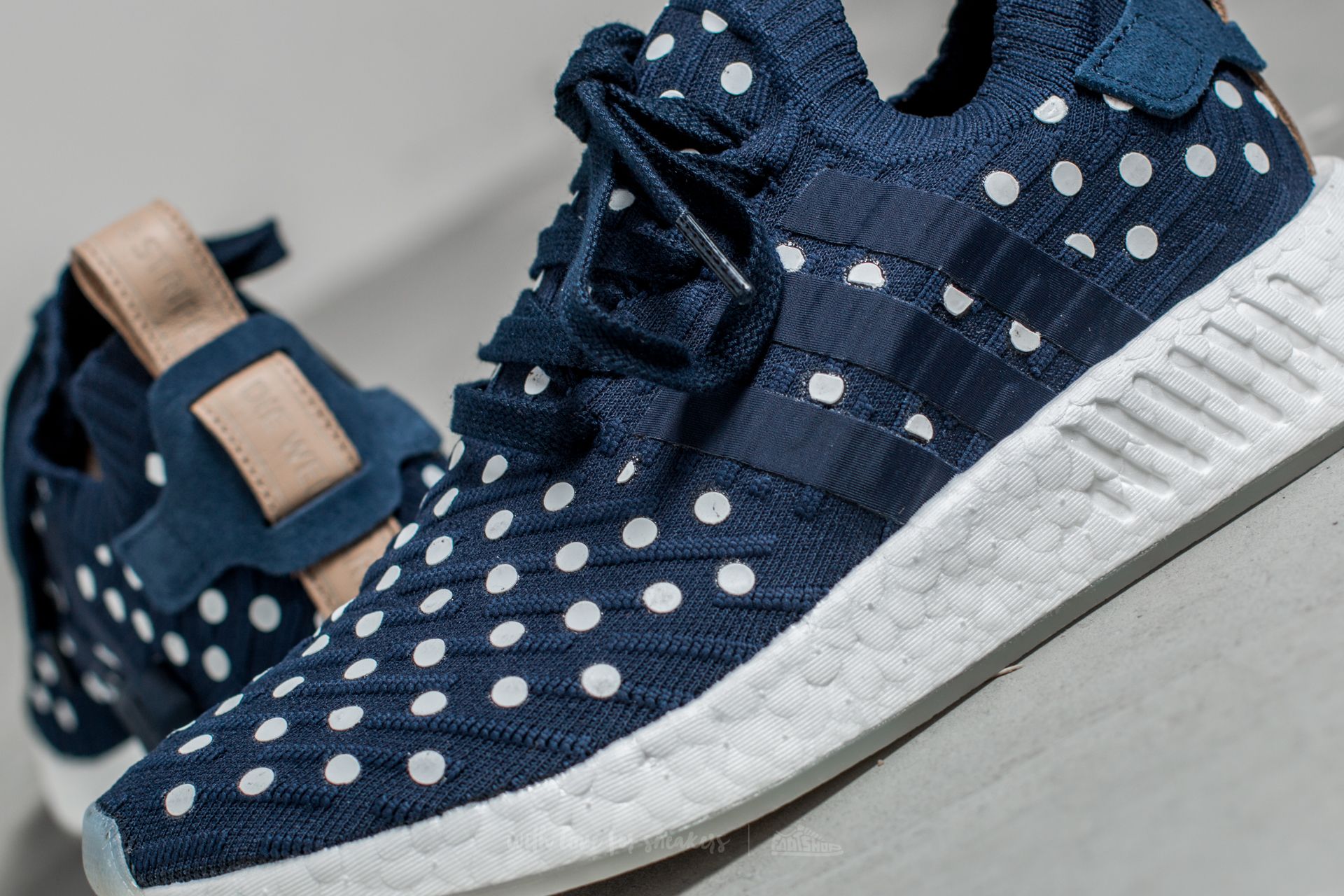 Women's shoes adidas NMD_R2 PK W Collegiate Navy/ Footwear White